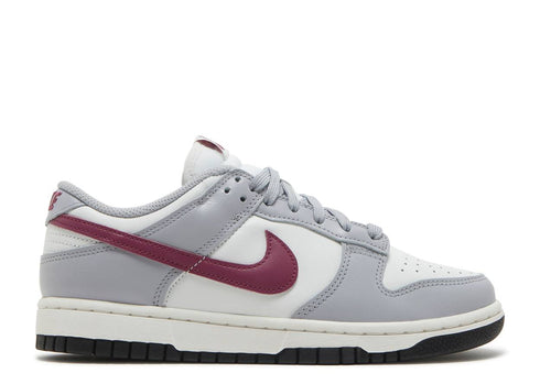 WMNS DUNK LOW PALE IVORY REDWOOD